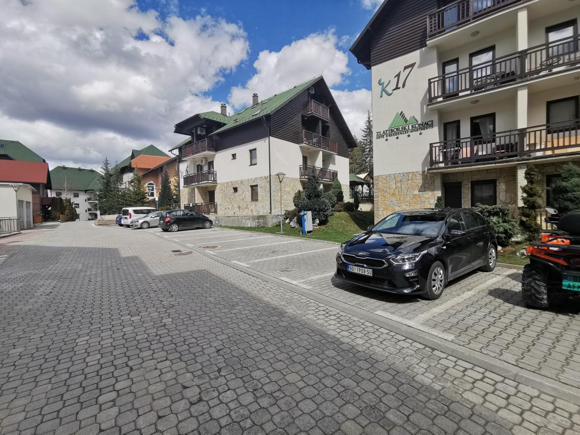 Zlatiborski Konaci K16a10 *