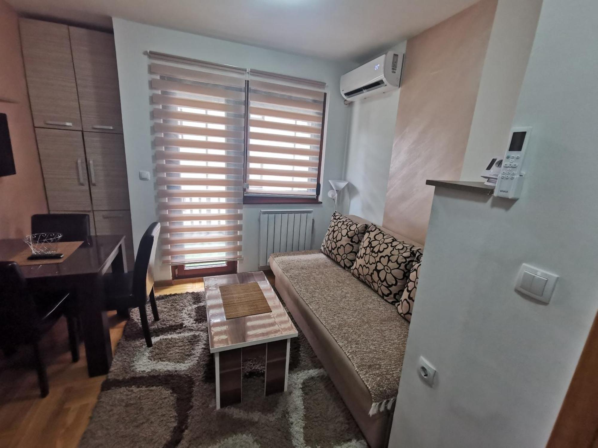 Zlatiborski Konaci K16a10 *